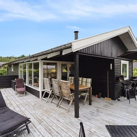 Bridgette - 100m From The Sea By Interhome