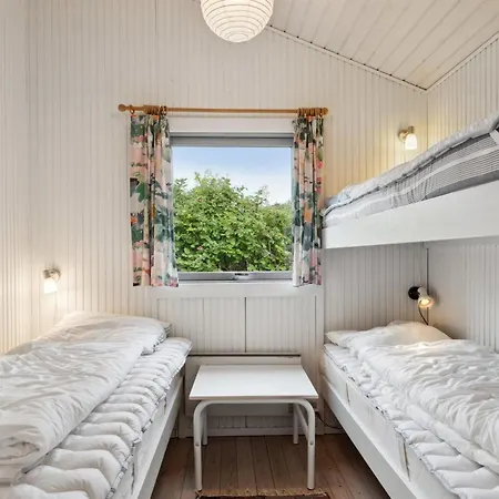 Feriehus Bridgette - 100m From The Sea By Interhome Tranekær